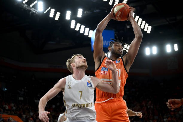 来进行稳步 来进行稳步