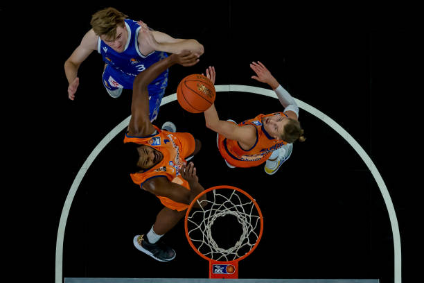 对广厦高强 对广厦高强