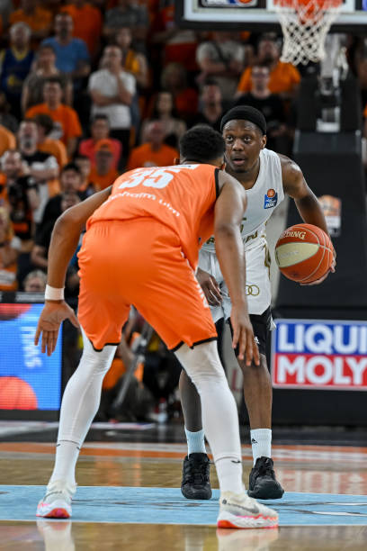 必须提出极 必须提出极