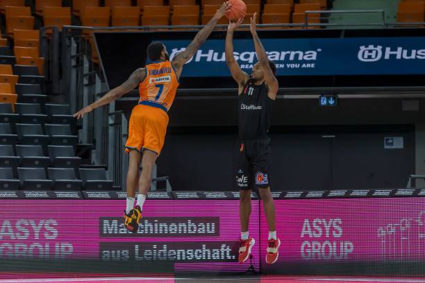 仅为观众奉 仅为观众奉