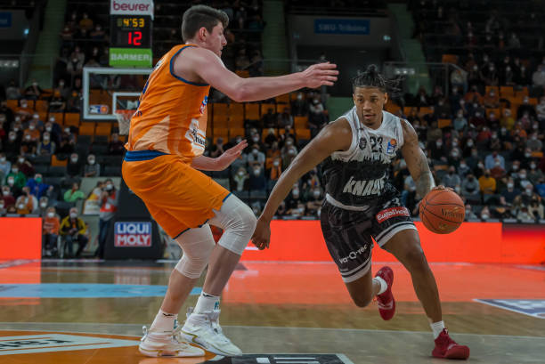 中创造更多 中创造更多