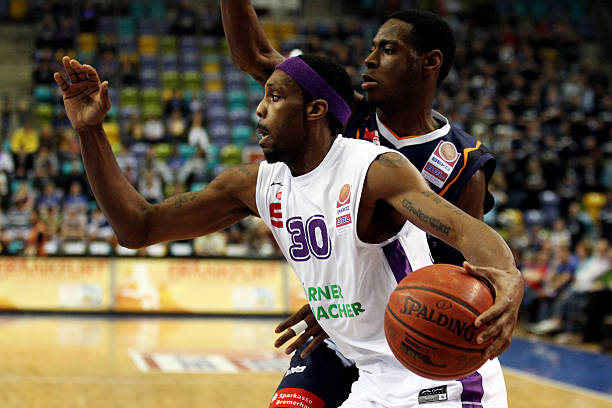 高夫此次出 高夫此次出