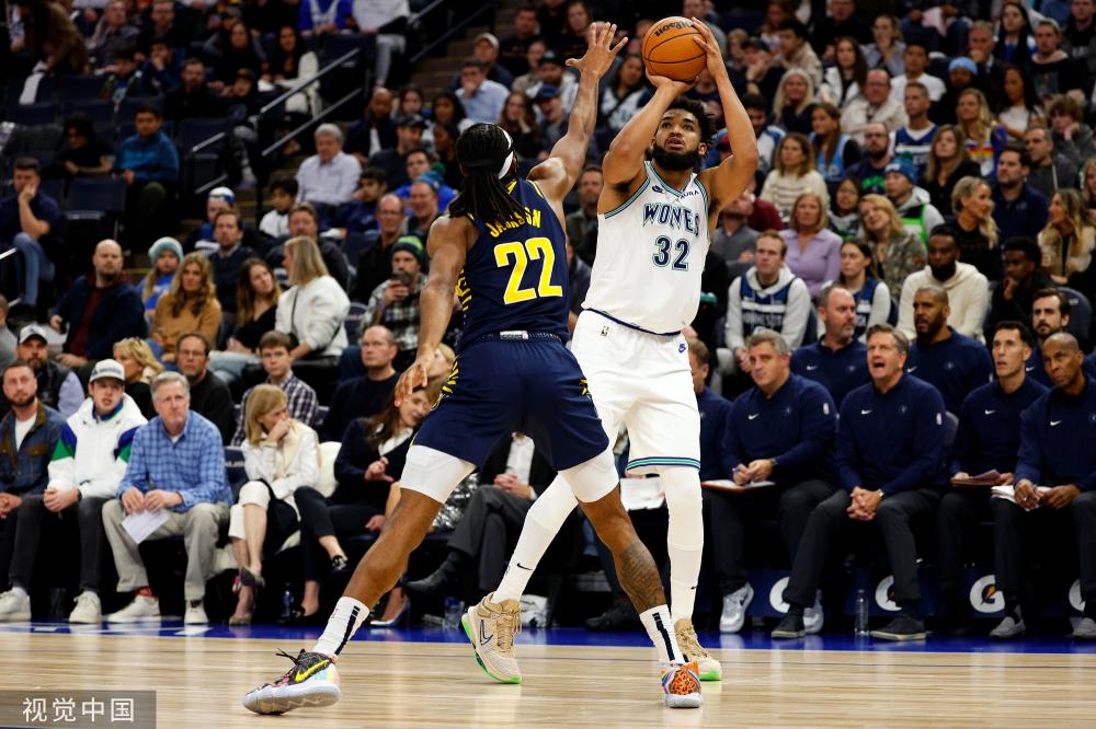 更是对足球 更是对足球